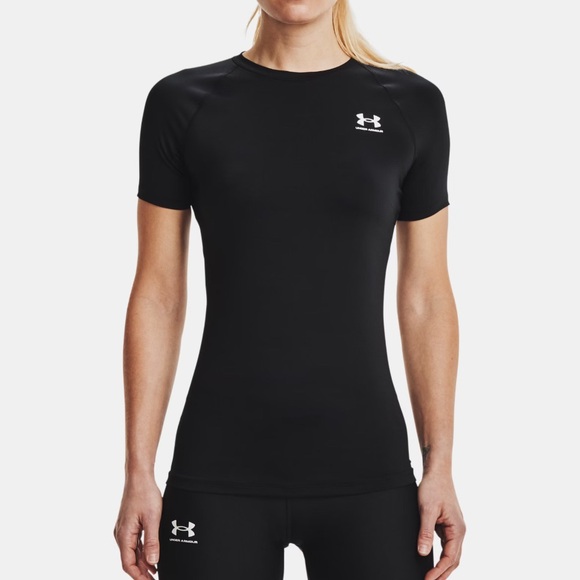 Under Armour Black Short Sleeve Athletic Top - Picture 1 of 8